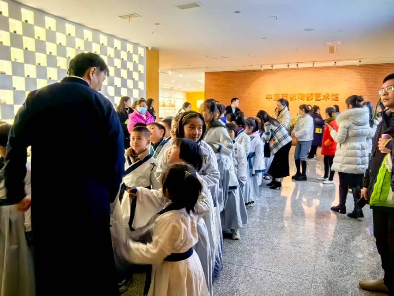 文化赋能：尉犁县魔创文旅挖掘城市文化资源的实践探索